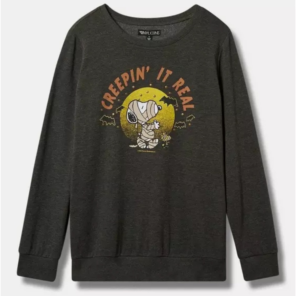 NWT Torrid Plus Size 00 Peanuts Snoopy Cozy Fleece Creepin’ It Real Sweatshirt